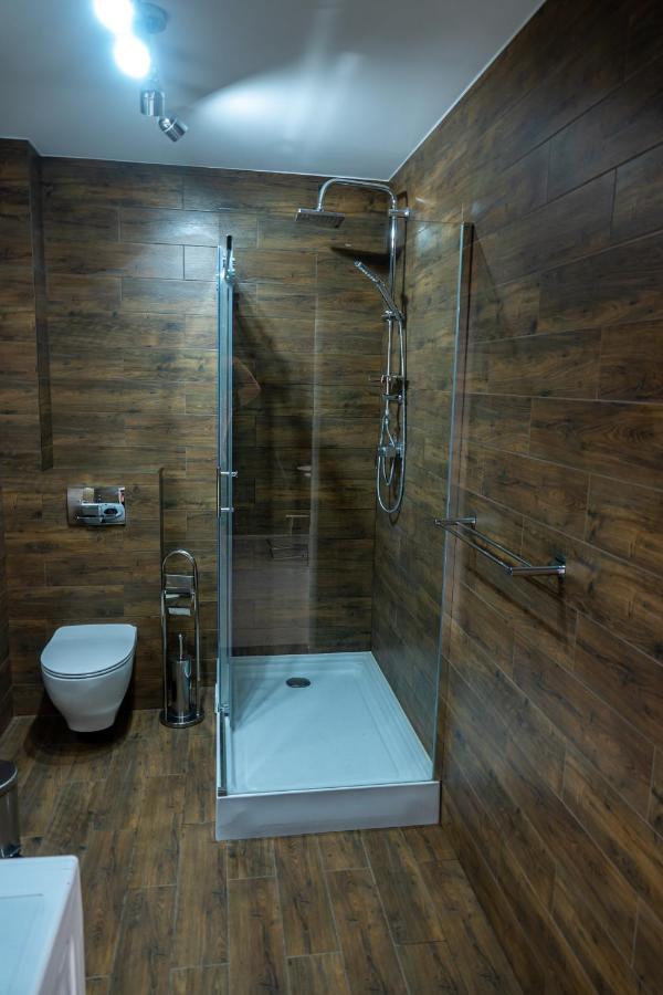 Apartament Przy Parku Z Duzym Tarasem ,Prywatny Parking Apartment Swinoujscie Ngoại thất bức ảnh